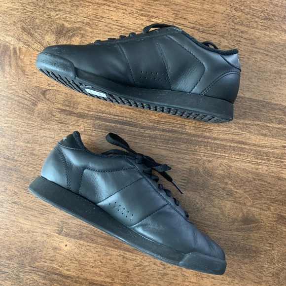 Vintage Reeboks - Picture 9 of 9